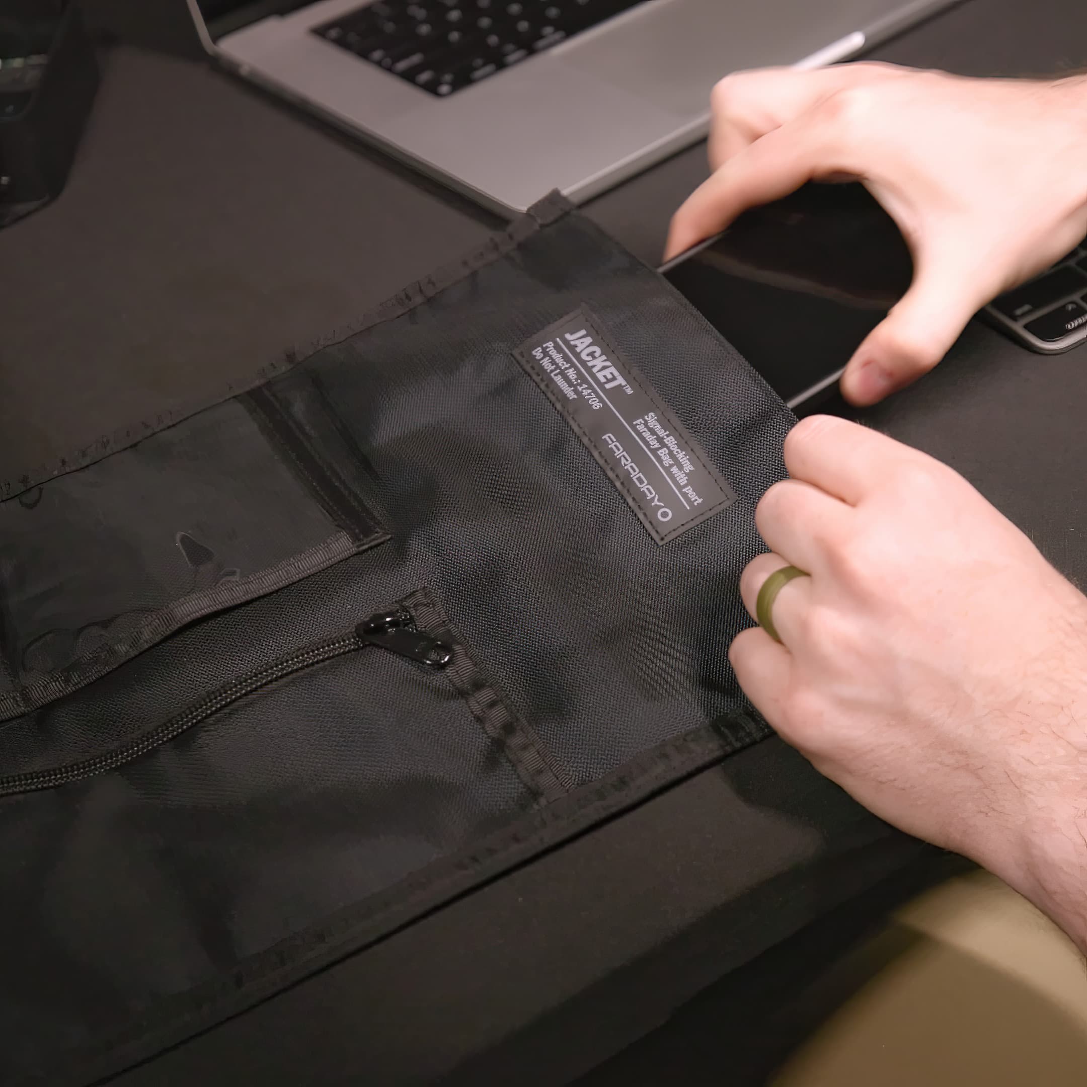 JACKET Pro Window Faraday Bag thumbnail 3