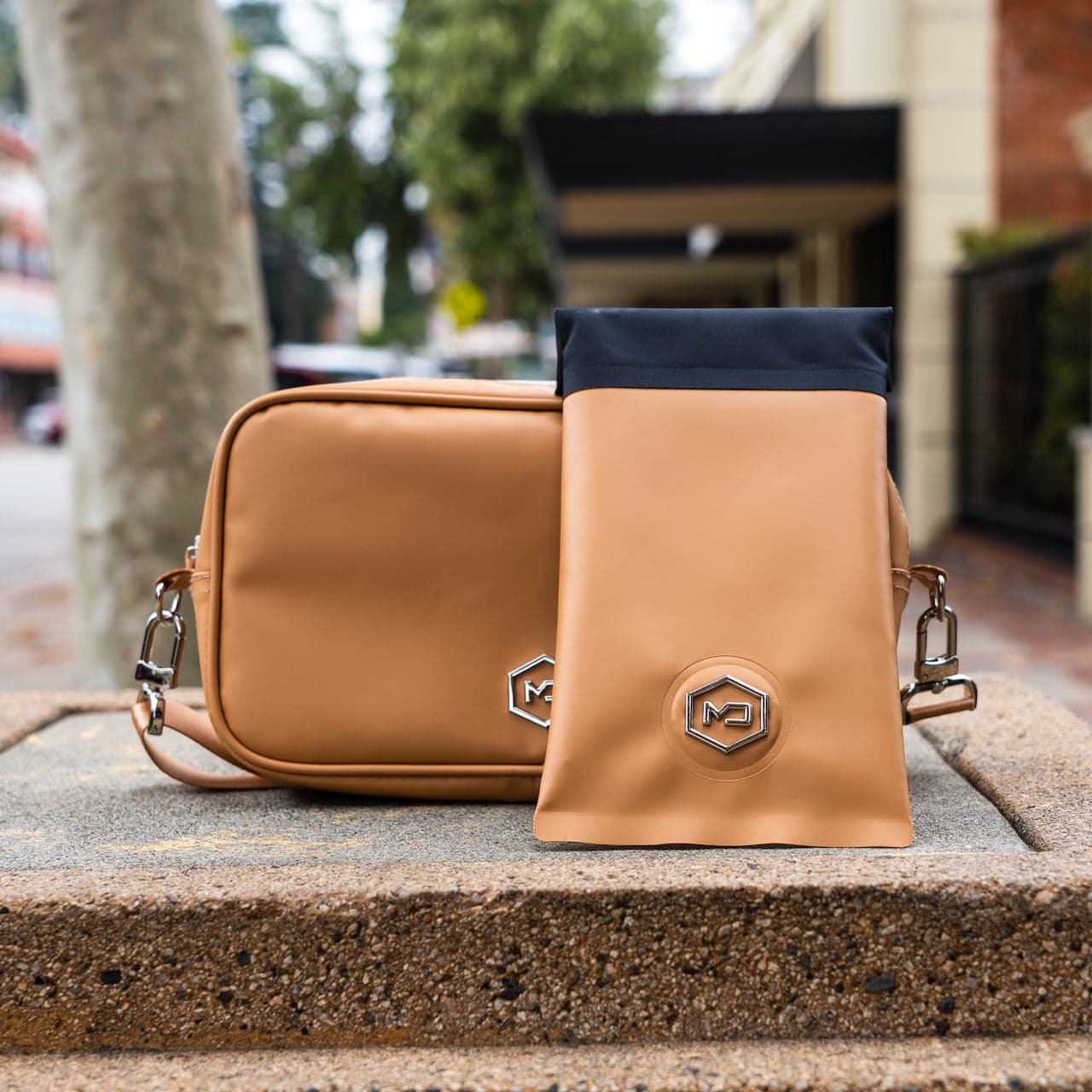 Mission Darkness™ Velaria Crossbody Purse (Sandstone) thumbnail 4