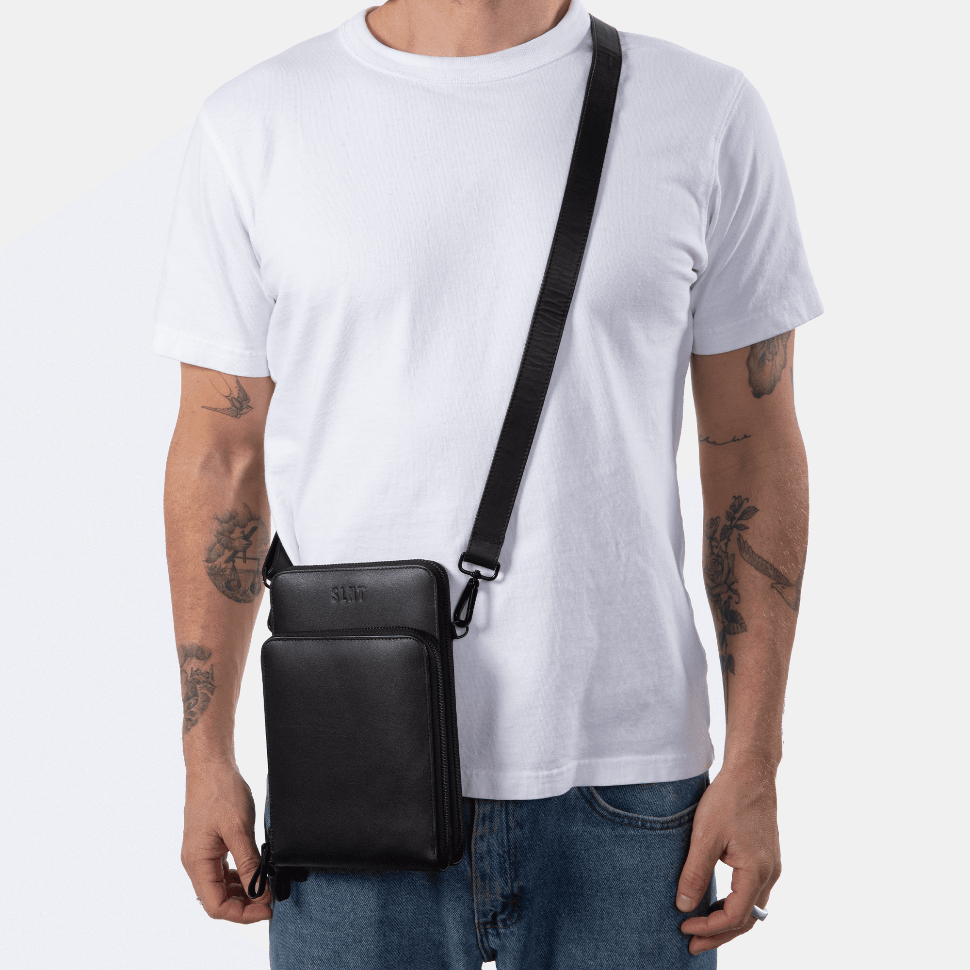 Lifestyle Faraday Sling Bag thumbnail 2