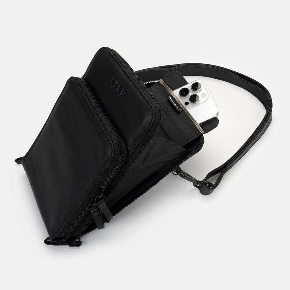 Lifestyle Faraday Sling Bag thumbnail 4